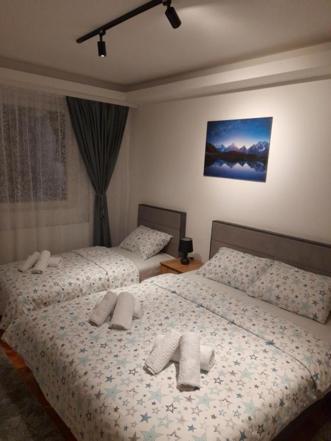 Holiday Apartaments 2 Ni 외부 사진