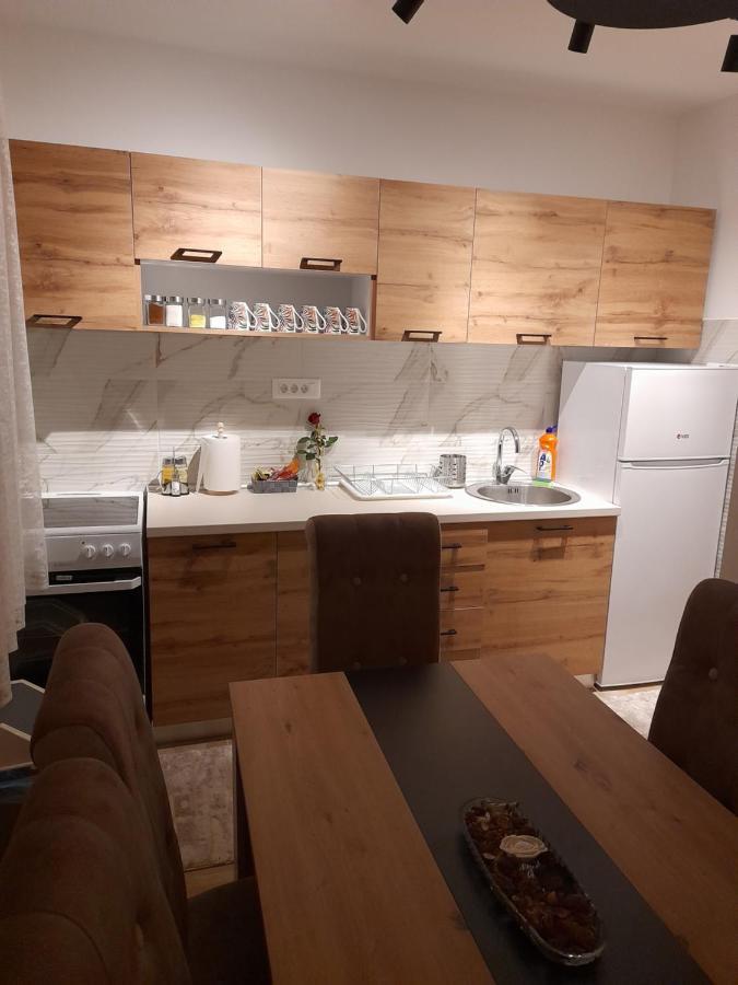 Holiday Apartaments 2 Ni 외부 사진