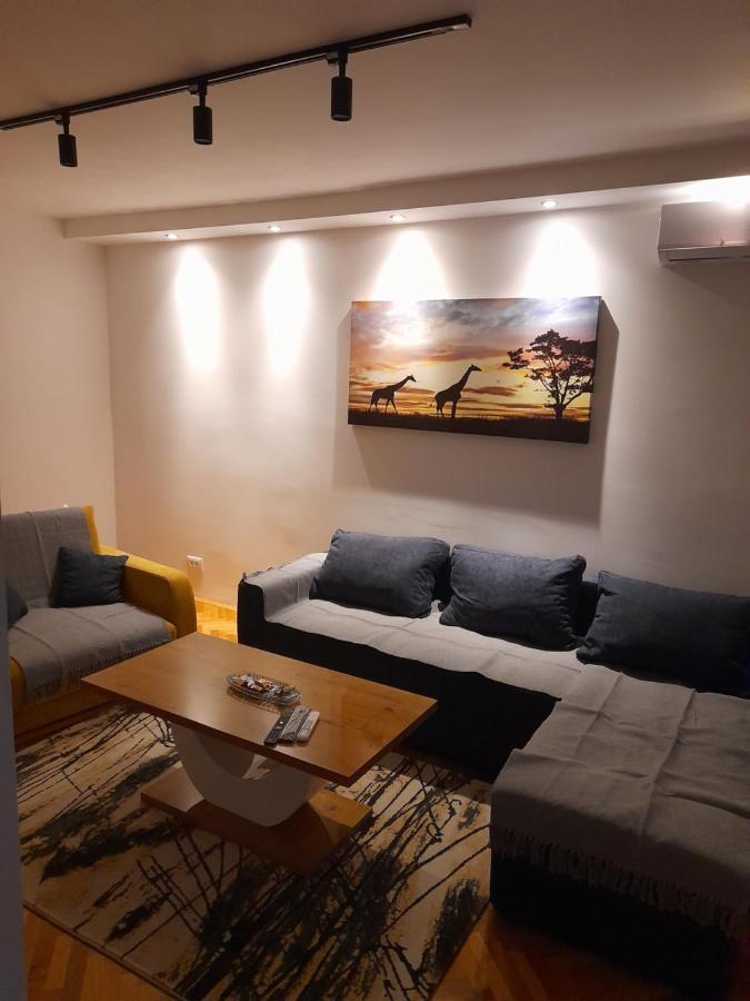 Holiday Apartaments 2 Ni 외부 사진